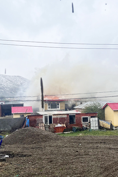 突發(fā)民火，S313草阿路項(xiàng)目緊急救援